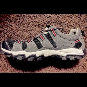 Men’s Ozark Trails sandals/shoes